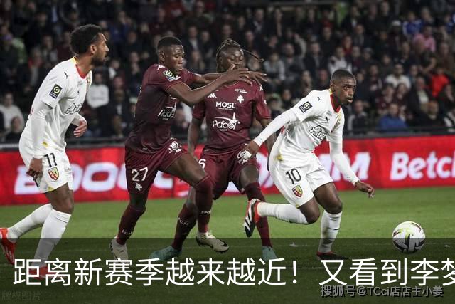 距离新赛季越来越近！又看到李梦了，她晒出美照，3个字尽显底气